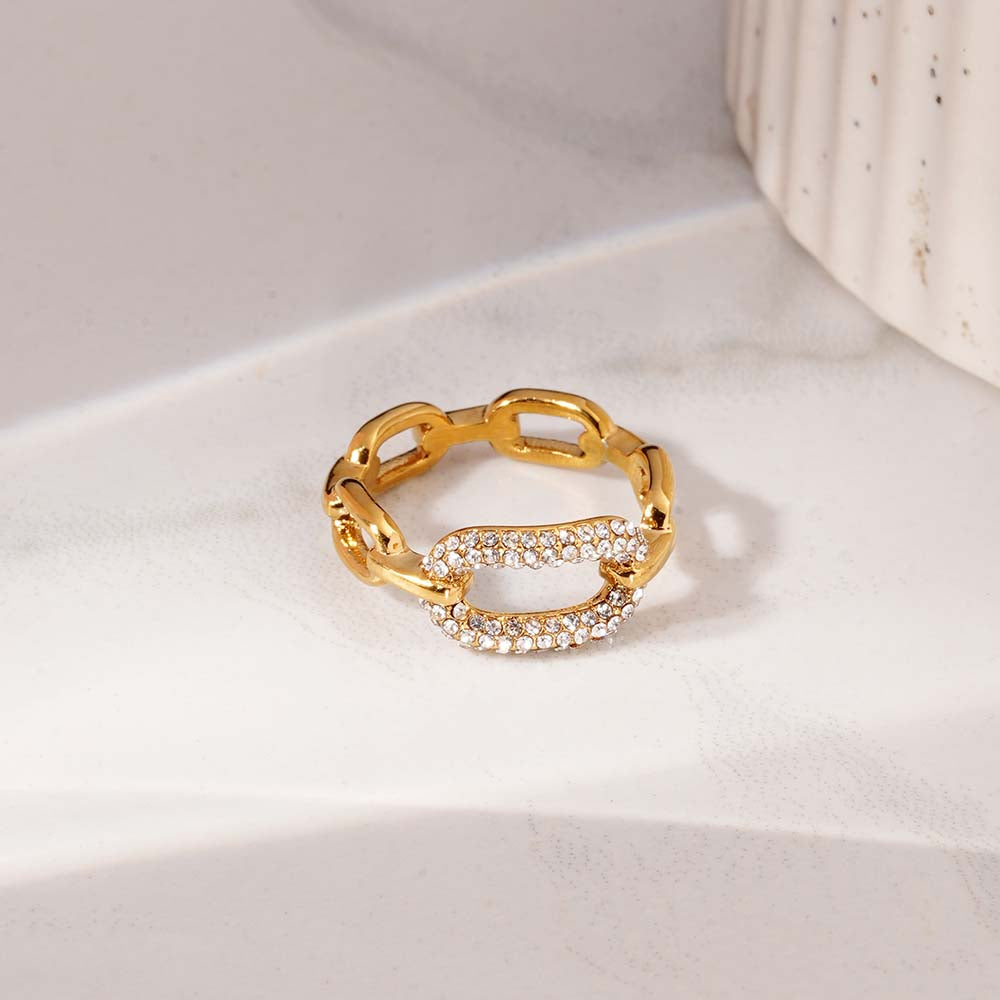 Dazzling Link Band Ring - view 3