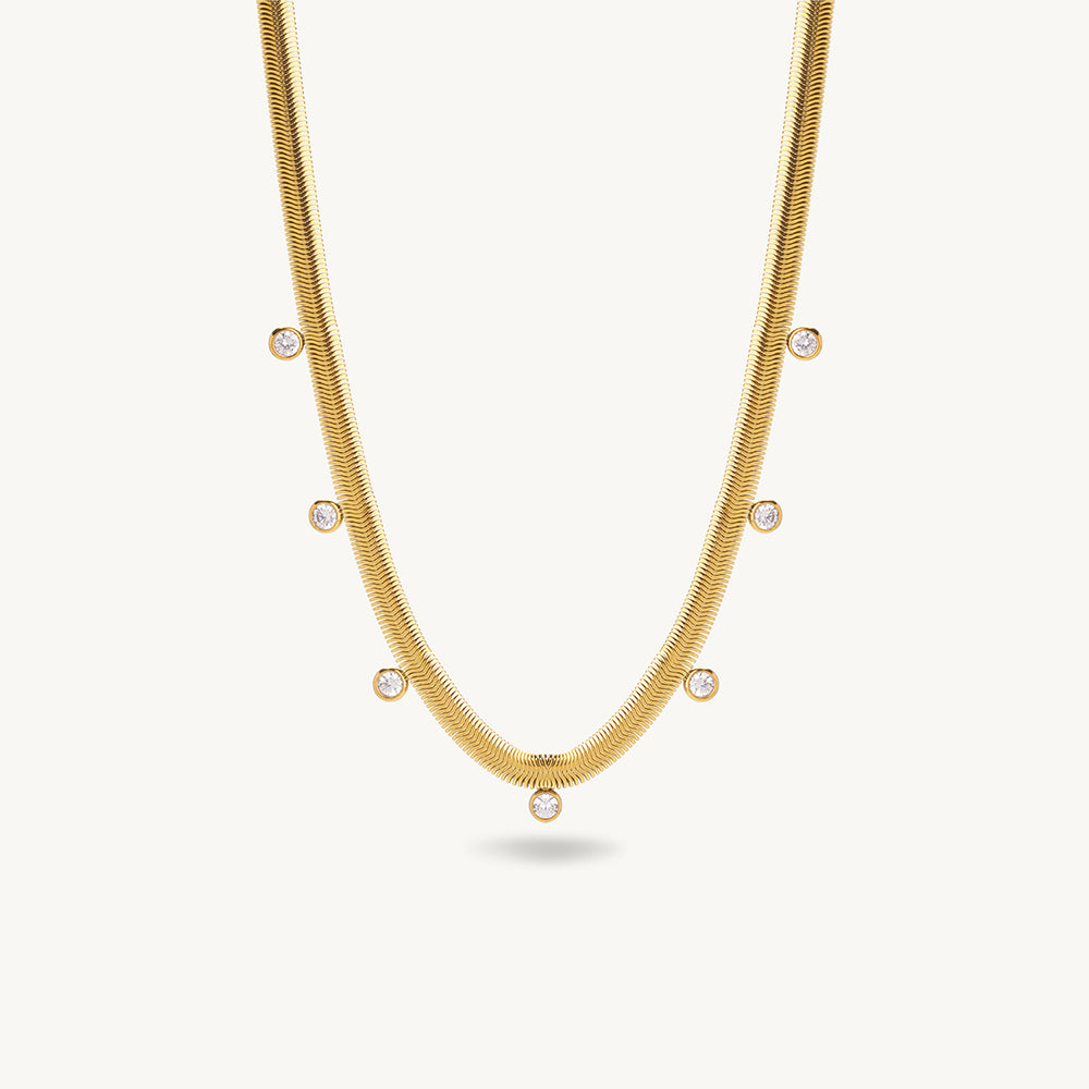Twinkling Stones Bold Chain Necklace