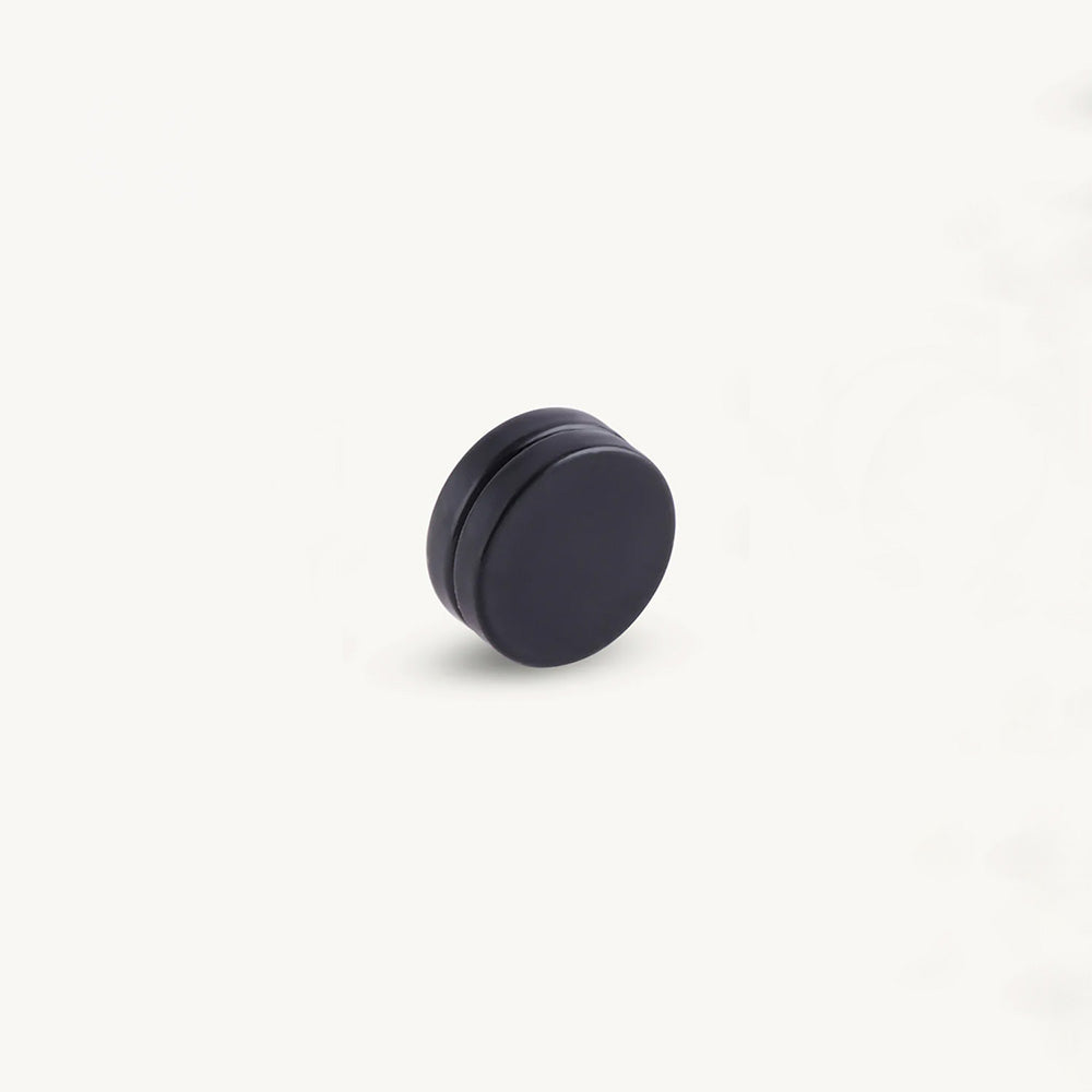 Shadow Gleam Magnetic Stud