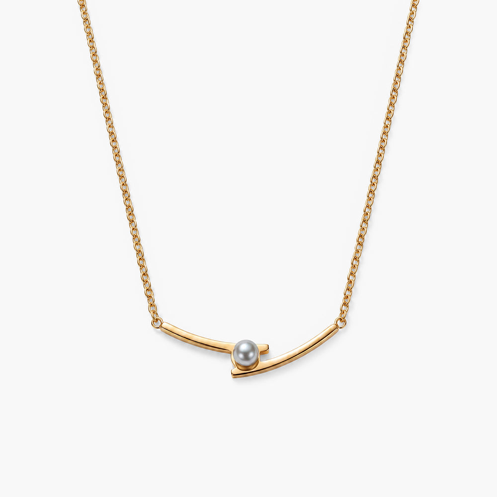 Pearl Pendant Necklace