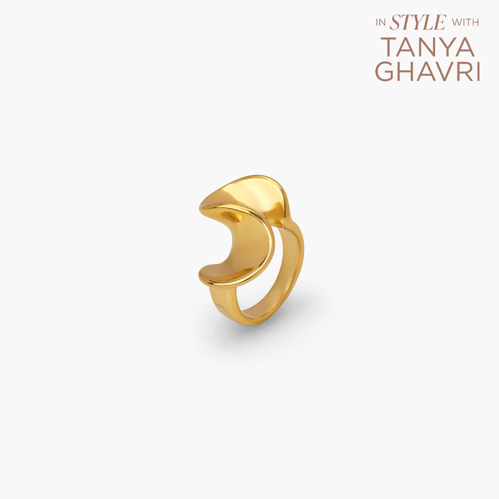 Chunky Abstract Curve Ring