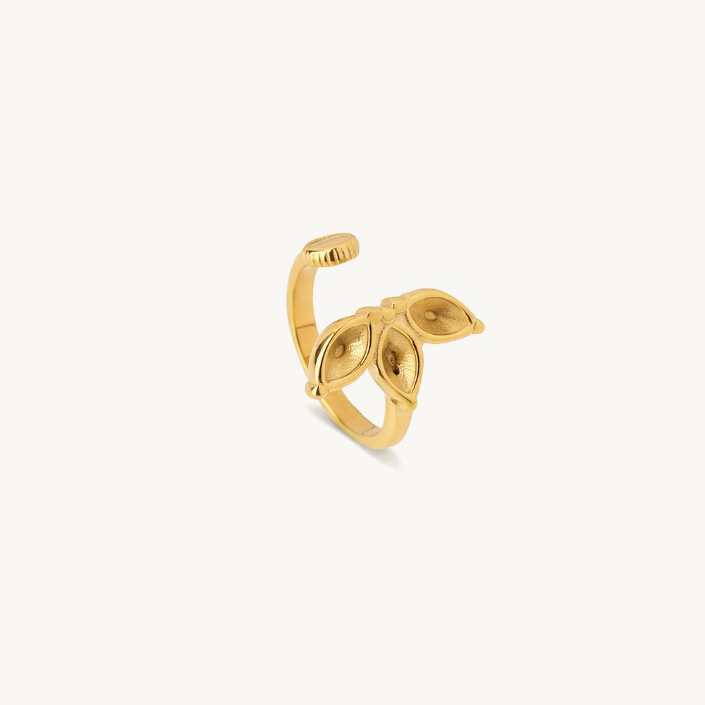 Minimal Leaf Accent Ring