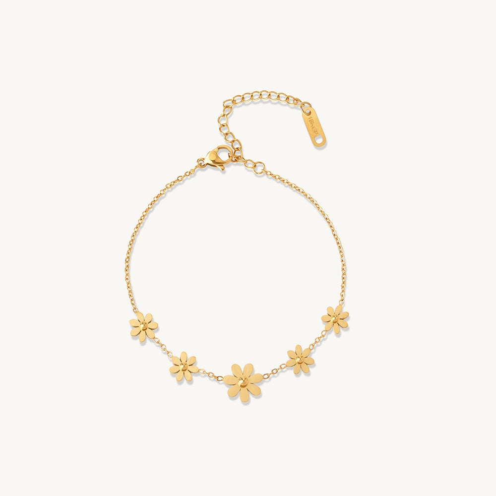 Noir Daisy Charm Station Bracelet