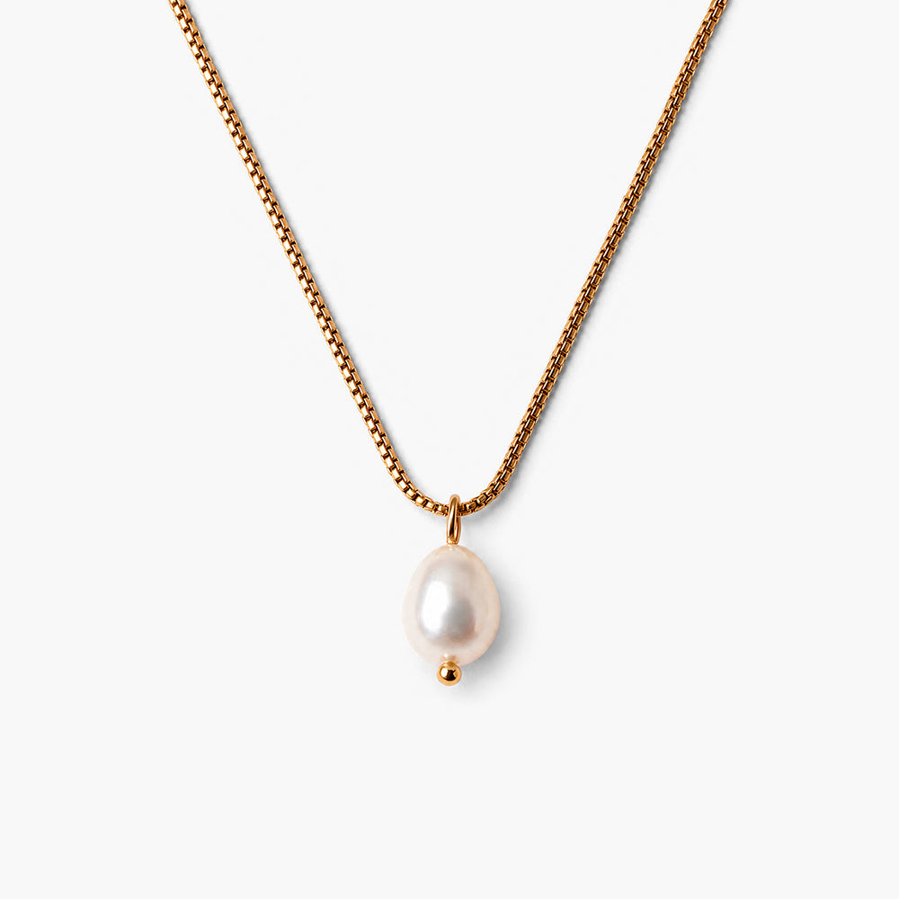 Teardrop Pearl Pendant Necklace