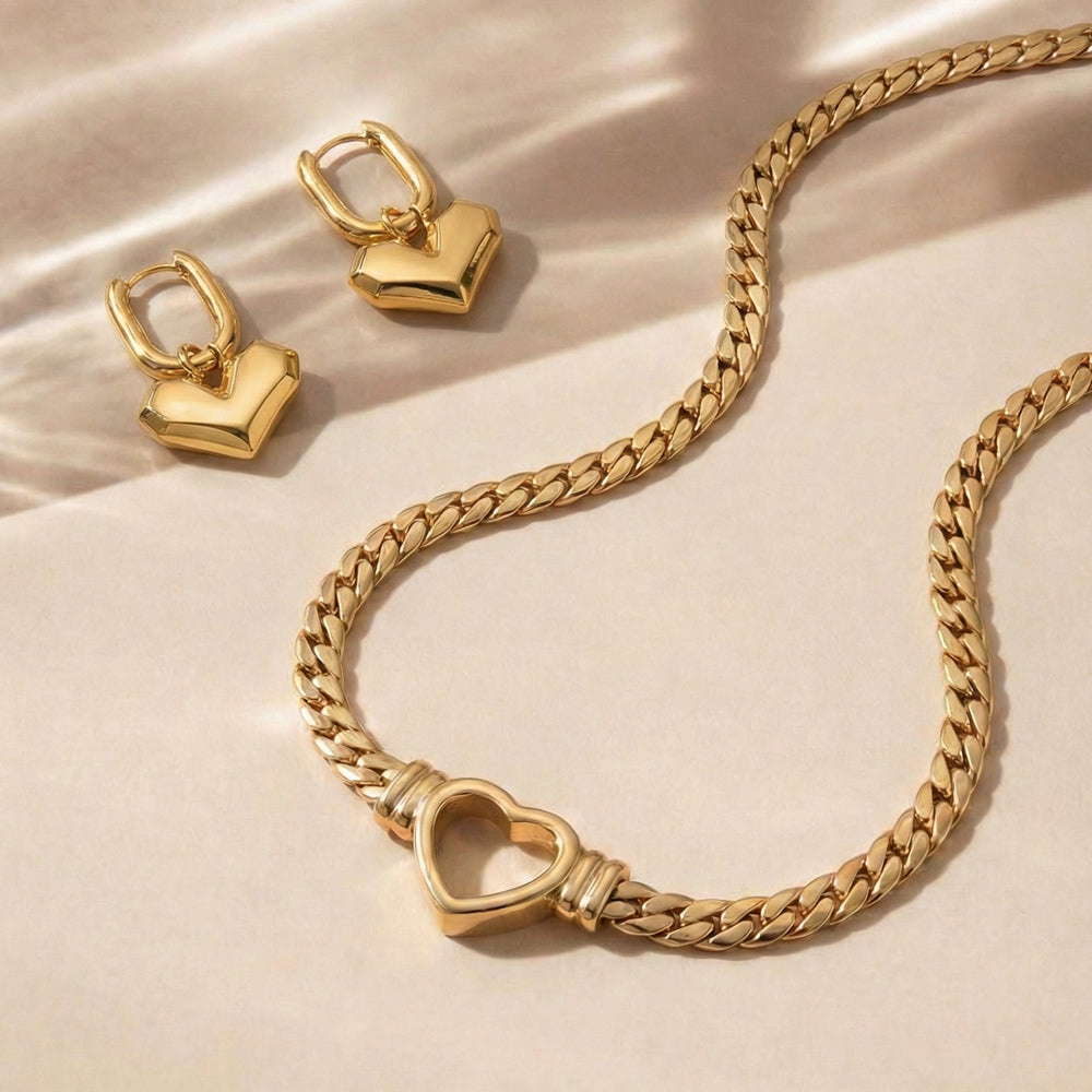 Bold Heart Affection Jewellery Set