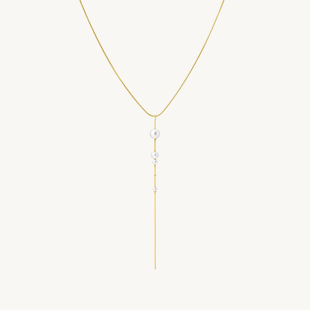 Shiny Pearl Lariat Necklace