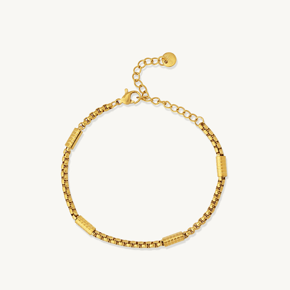 Auric Gold Chain Bracelet