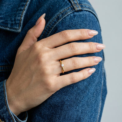 Solo Gleam 9KT Gold Lab Grown Diamond Ring