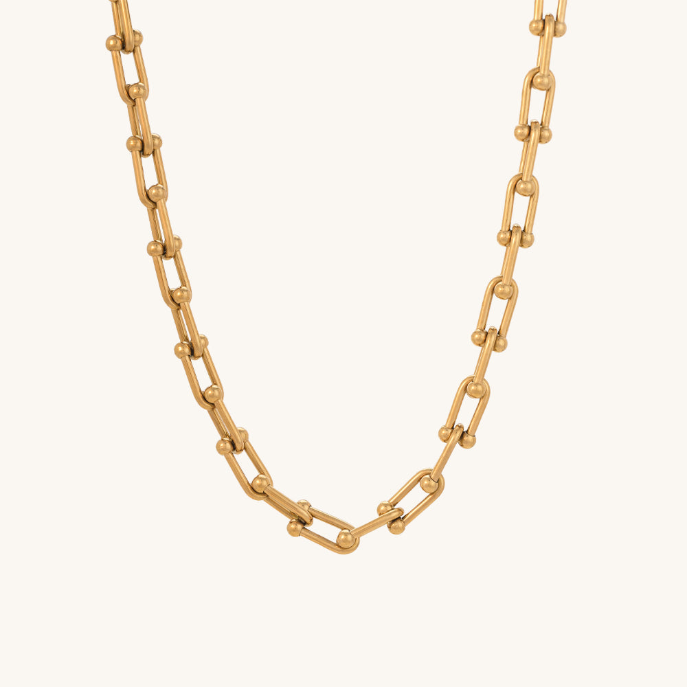 U Link Chain Necklace