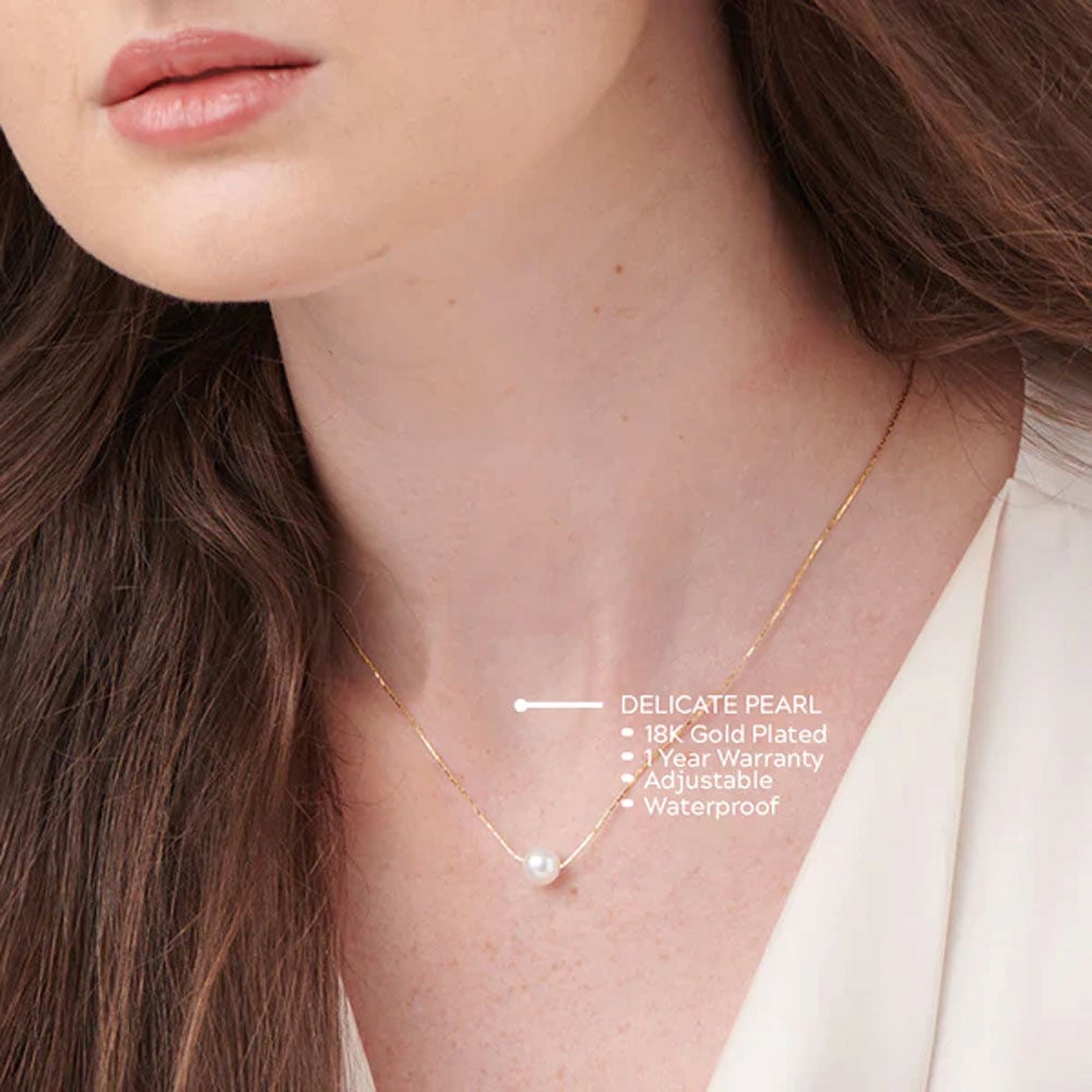 Delicate hot sale pendant necklace