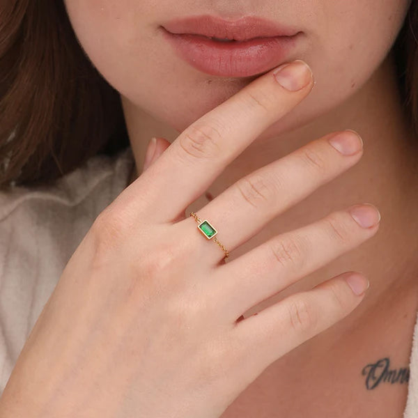 Dainty Green Emerald Adjustable Chain Ring - Image 1