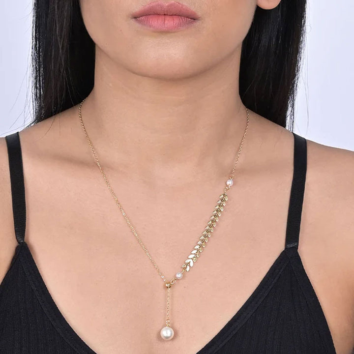 Shop Pearl Fishtail Arrow Chain Necklace | 18k Gold Plated Palmonas-4